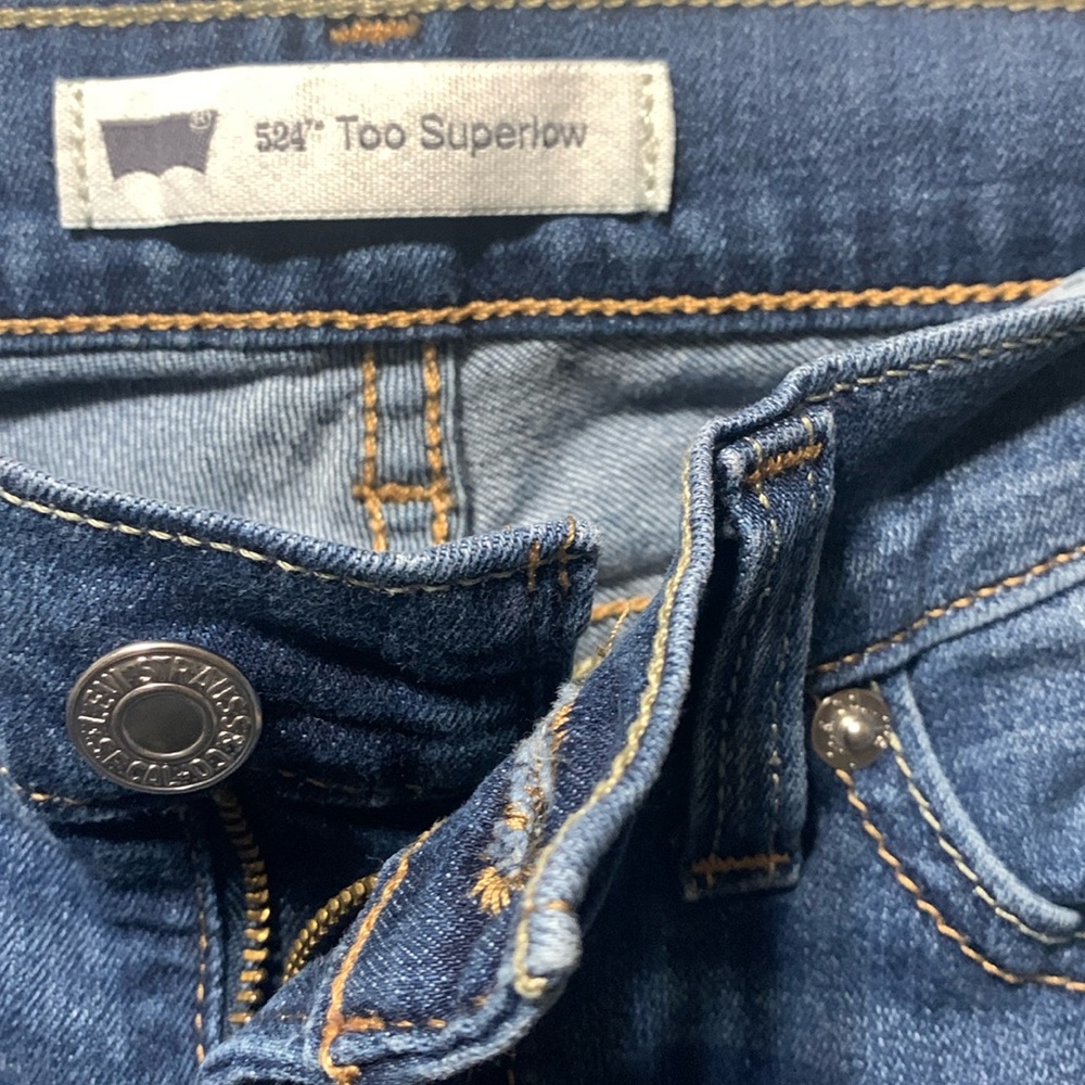 Levi’s 524 Too Superlow Kick Boot Cut Medium Dark Wash Jeans Womens size 26 - Picture 8 of 11